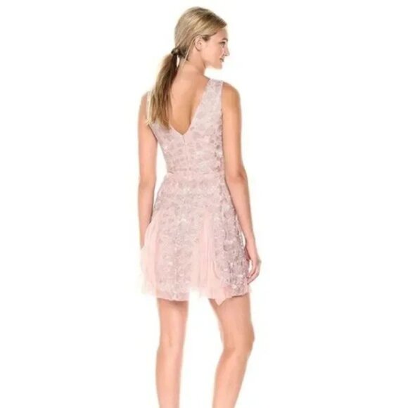 BCBGMaxazria Pink Phoebe Floral Embroider Lace Overlay Cocktail Mesh Mini Dress - Picture 4 of 4